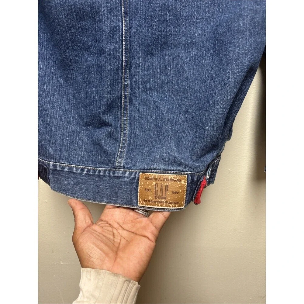 Vintage Kids Gap denim barn jacket Medium 7-8 Snap Button Y2K 2001 Pockets